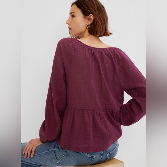 Gap Tie Front Peplum Top - Picture 2 of 9